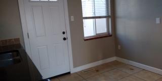 Mountain View 2 Bedroom 1 Bath Duplex on a Hill Gallery 99