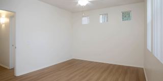 Skyview Gallery 32