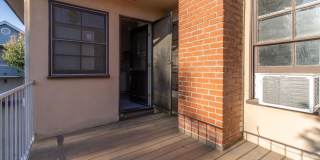 449 North Euclid Avenue Gallery 19