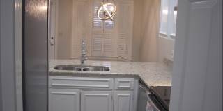 201 Ellwood St unit: 205 Gallery 11