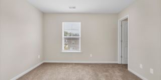 CLOSE TO DOWNTOWN COLUMBIA IN THE STILLWATER COMMUNITY Gallery 24