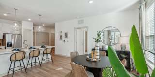The Brightly Apartments Gallery 64