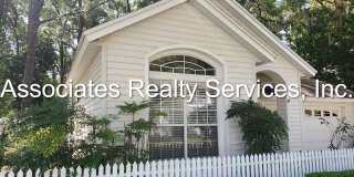 3 Bed/2 Bath, On the Golf Course in Haile Plantation-Chickasaw Way! Gallery 1