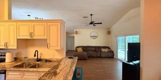 3 Bedroom / 2 Bath / POOL HOME - FULLY FURNISHED Gallery 17