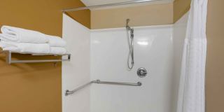 Philadelphia - Airport - Tinicum Boulevard Gallery 19