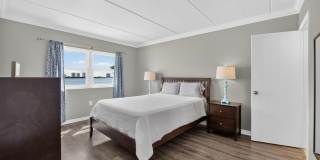 Beautiful Furnished Riverfront Condo Beautiful Furnished Riverfront Condo Gallery 17