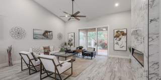 8941 E Maple Drive Gallery 44