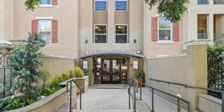 128 N Oak Knoll Gallery 1