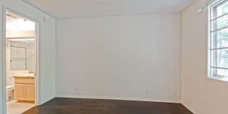 **Move in Special $1000 Off Third Months Rent** Remodeled Corner 3+2 Unit with Luxury Finishes Near Century City & Westwood Gallery 35