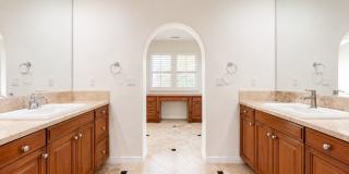 Luxury Living in Irvine's Prestigious Turtle Ridge Luxury Living in Irvine's Prestigious Turtle Ridge Gallery 23