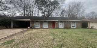 2915 Longwood Drive Gallery 1