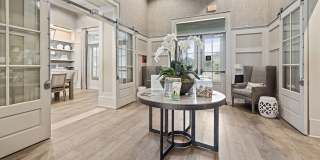 Riverhaus Creekside Apartments Gallery 16