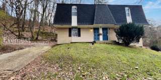 701 Summit Avenue Gallery 1