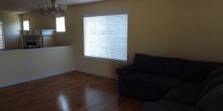 Beautiful 3 bedroom 2 1/2 bath 2 Story Home in Puyallup! Gallery 4