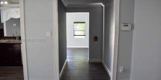 2218 Harding St Gallery 59