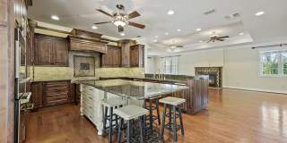 1701 WALNUT AVENUE Gallery 29