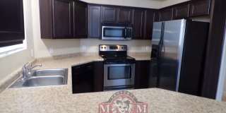 Great 3 Bed 2 Bath Sandy Condo!! Great 3 Bed 2 Bath Sandy Condo!! Gallery 7