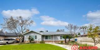 Beautiful home in North Bakersfield! *POOL* Gallery 1