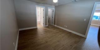 ANNUAL RENTAL - 3 BED / 2 BATH SINGLE FAMILY HOME IN NAPLES PARK Gallery 8