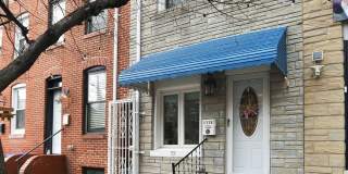 1730 GOUGH Street Gallery 22