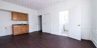 2235 E 71st St Gallery 12