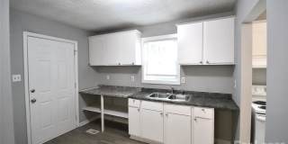 104 S Gregory Street Gallery 6