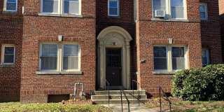 904 5TH Street NE Gallery 1