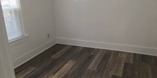 1511 Ripley Street , a large 3 bedroom with fence yard Gallery 14