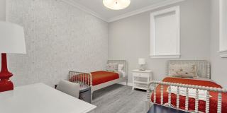 103 East Chestnut Street Gallery 32