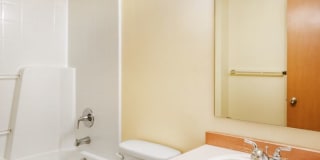 Spacious 3BD 2BA Gallery 10