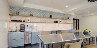 3200 Washington Gallery 20