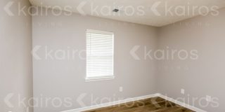 385 Deerpark Drive Gallery 11