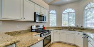 IMMACULATE & IMMEDIATE OCCUPANCY 3BEDROOM GREEN VALLEY BEAUTY! Gallery 22