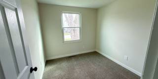 Newly Rehabbed 4BR Home in Hamilton Schools w/ Full Basement Gallery 9