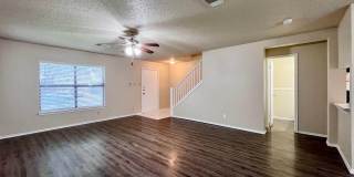Bright and Inviting 2-Story home, conveniently located near to Randolph AFB and SAMMC! Gallery 12