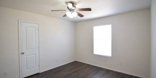 300 Curtis Dr Gallery 15
