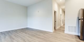 NOW LEASING - GALLERY GARDEN APTS Gallery 116