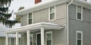Spacious 4-Bedroom House on Drake Street with Garage, Yard & Free Laundry – Available 8/15/2027 Gallery 1