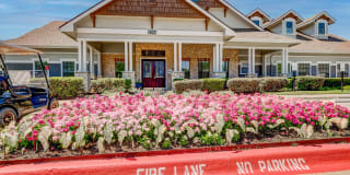 Senior Housing - The Oaks at Hampton Gallery 19