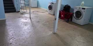 2bed 1 bath home with detached garage Gallery 13