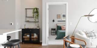 The Hallon Gallery 14