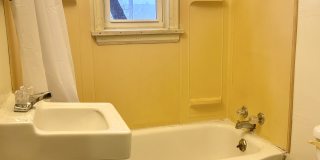 2144 2nd Avenue West - 2 Gallery 3