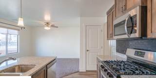 Private 4 Bedroom Corner Unit Gallery 37