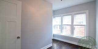 1104 W Glenlake Ave Gallery 7