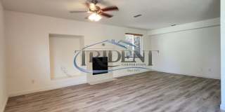 Beautiful 4 bedroom, 2 ½ bath, 2 story house Gallery 9