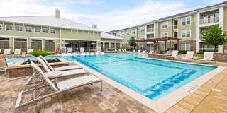 Riverhaus Creekside Apartments Gallery 19