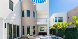 10561 NW 67th Ter Gallery 29