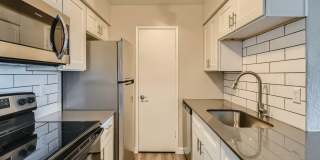 Rise Lakeside Gallery 39