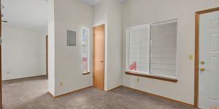 Charming Top-Floor Studio in Aurora with Private Patio & In-Unit Laundry Gallery 12