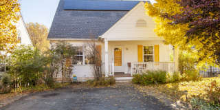 110 Chisholm Pl Gallery 1